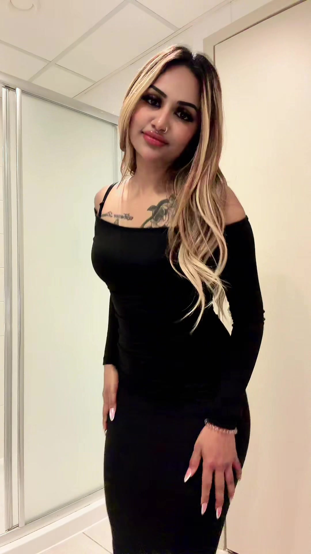 @🦋 🥵shashaLadyboss🥵 🦋
