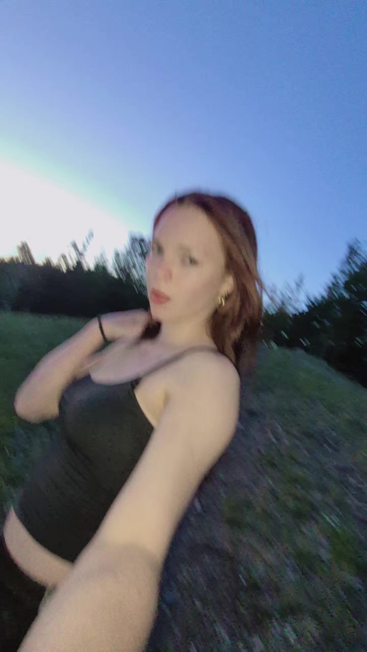 @Elisavetæ