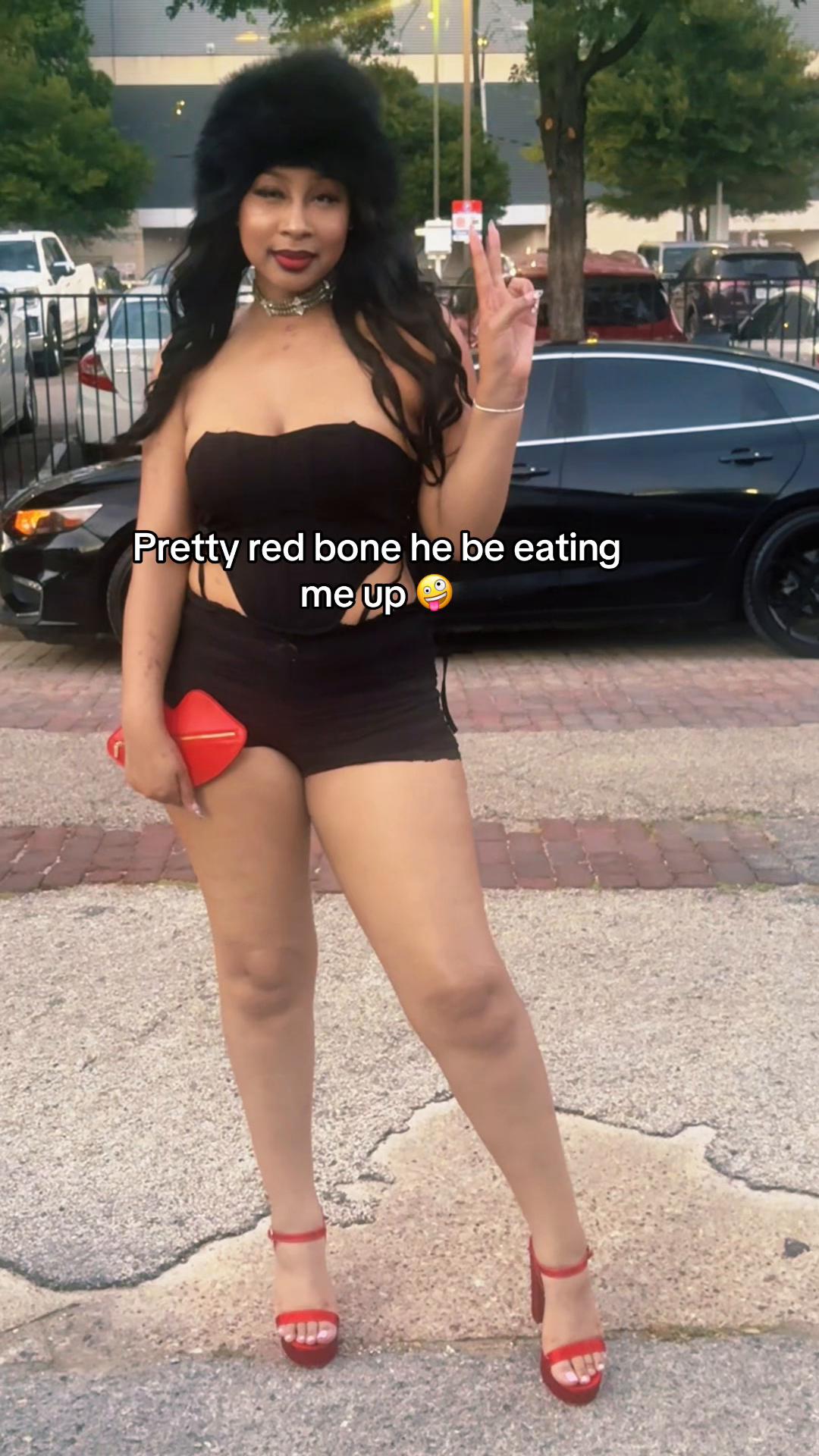 @QweenQweezy