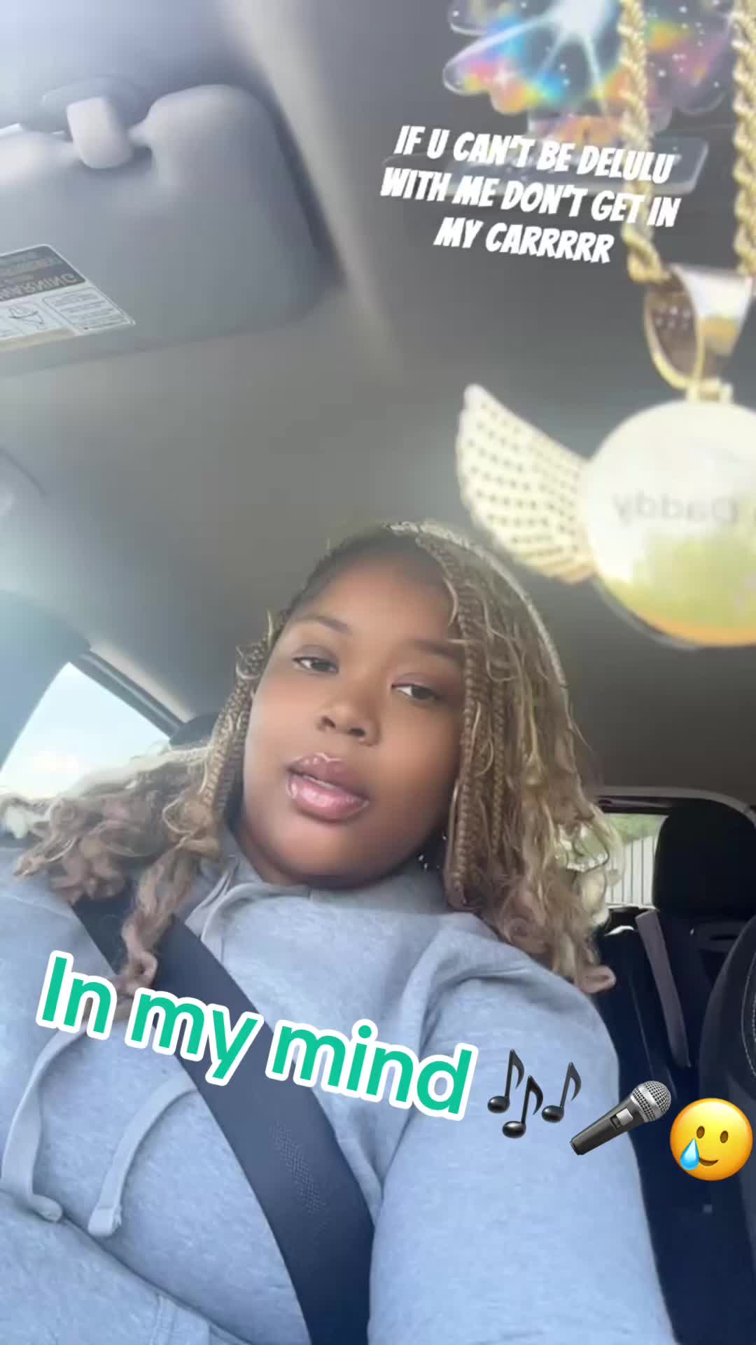 @Lady_.Desi