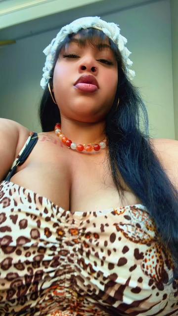 @NaanaBigFine🐝🍯