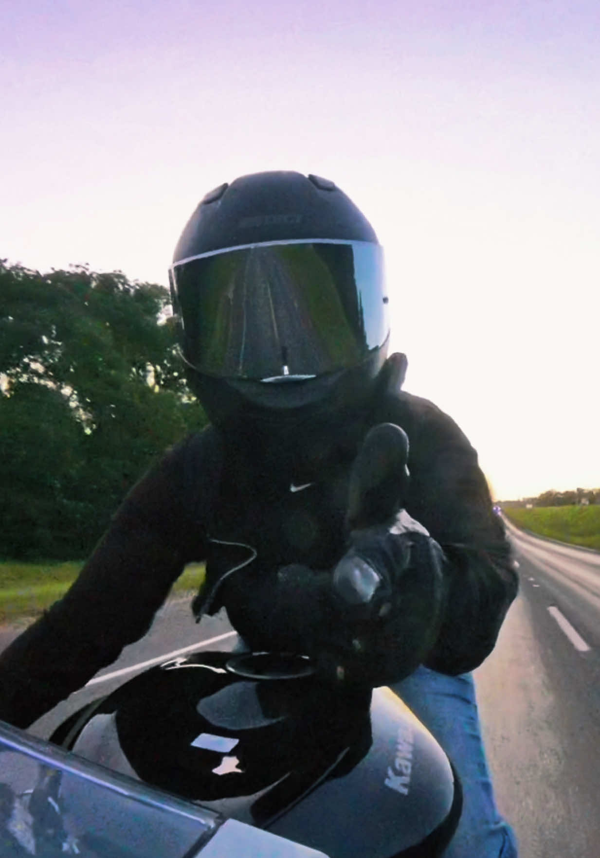 @RoadRunner_Zx6r