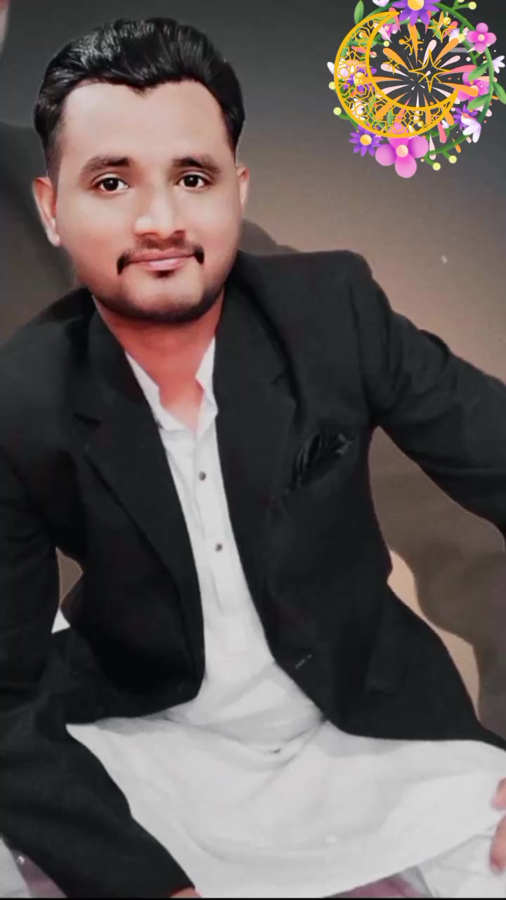 @Junaid Ikram😍