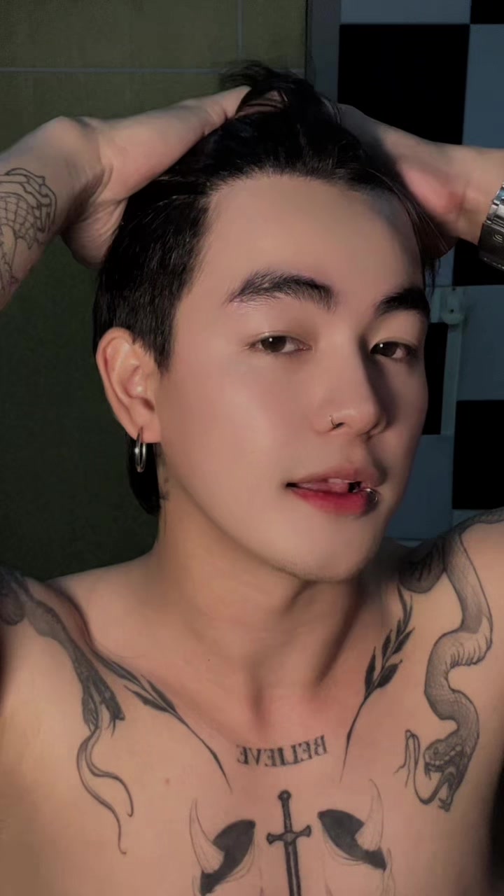 @เพชร ธรวะ