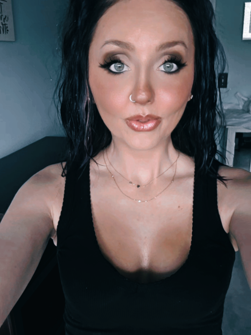 @🖤 Bri 🖤