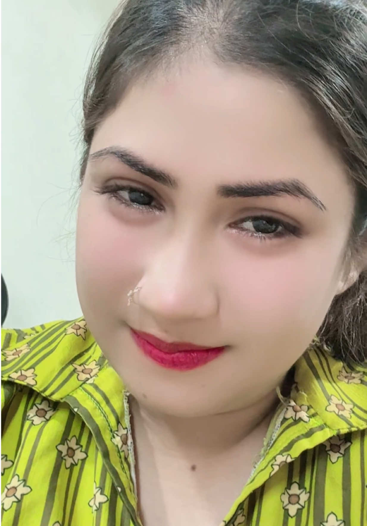 @Mahii_💔_Khan