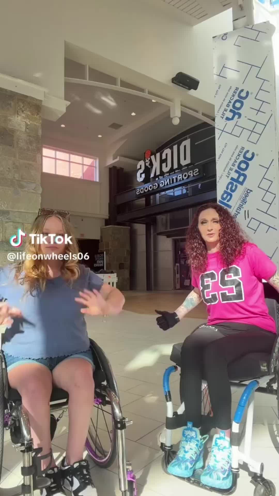 @🧡♿️💜Kate Walker💜🧡