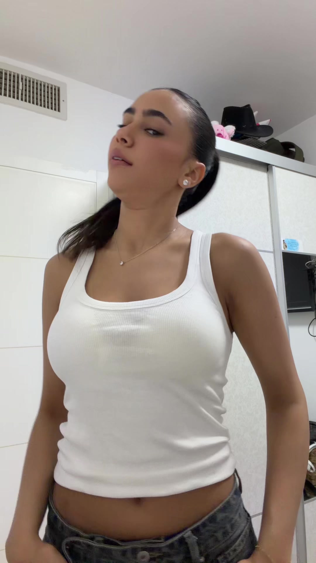 @Shelli_tamarov