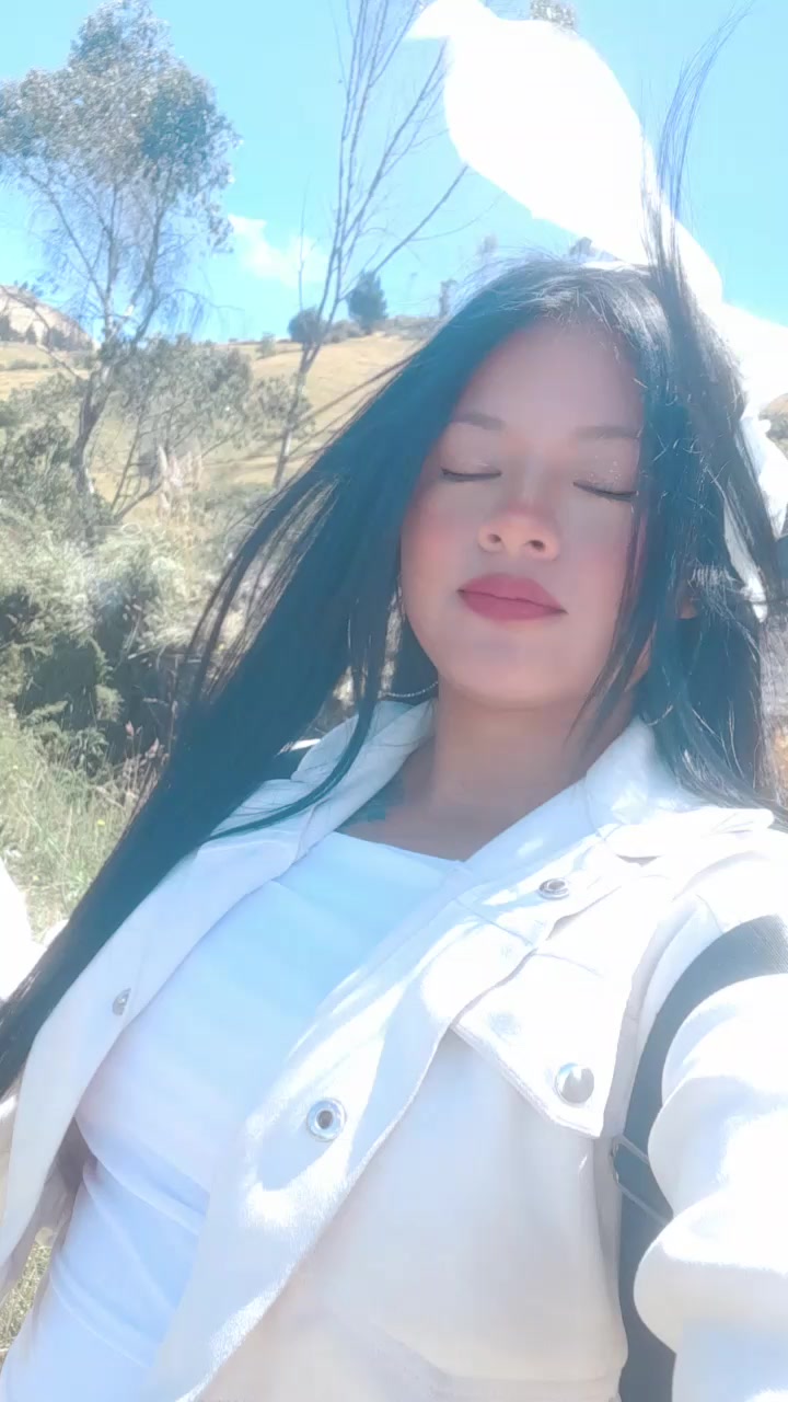 @𝐸𝑙𝑒𝑛𝑎🎀✍️