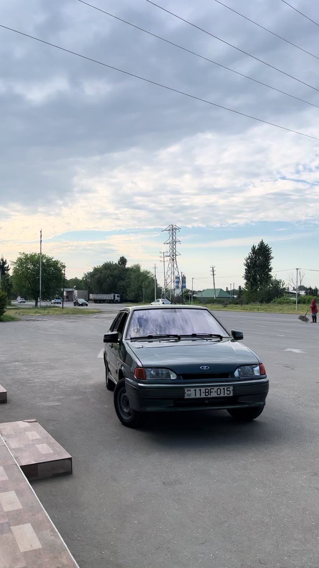 @002