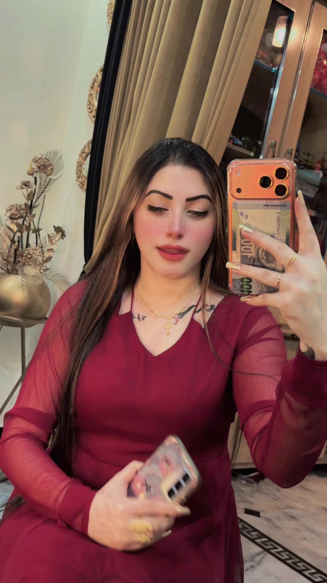 @Mahii khan