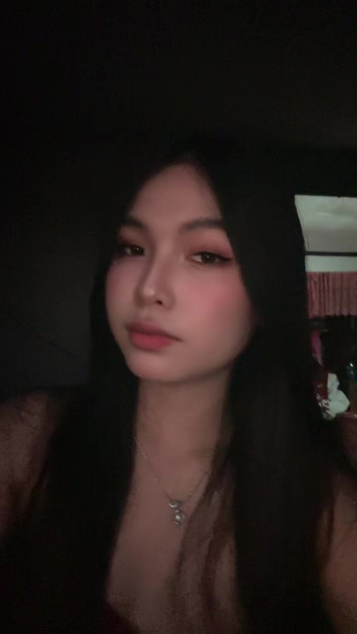 @trixiee