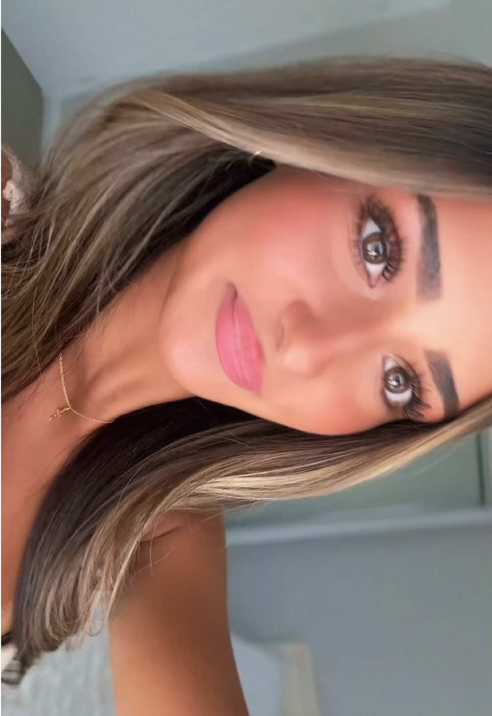 @lara lozanovski