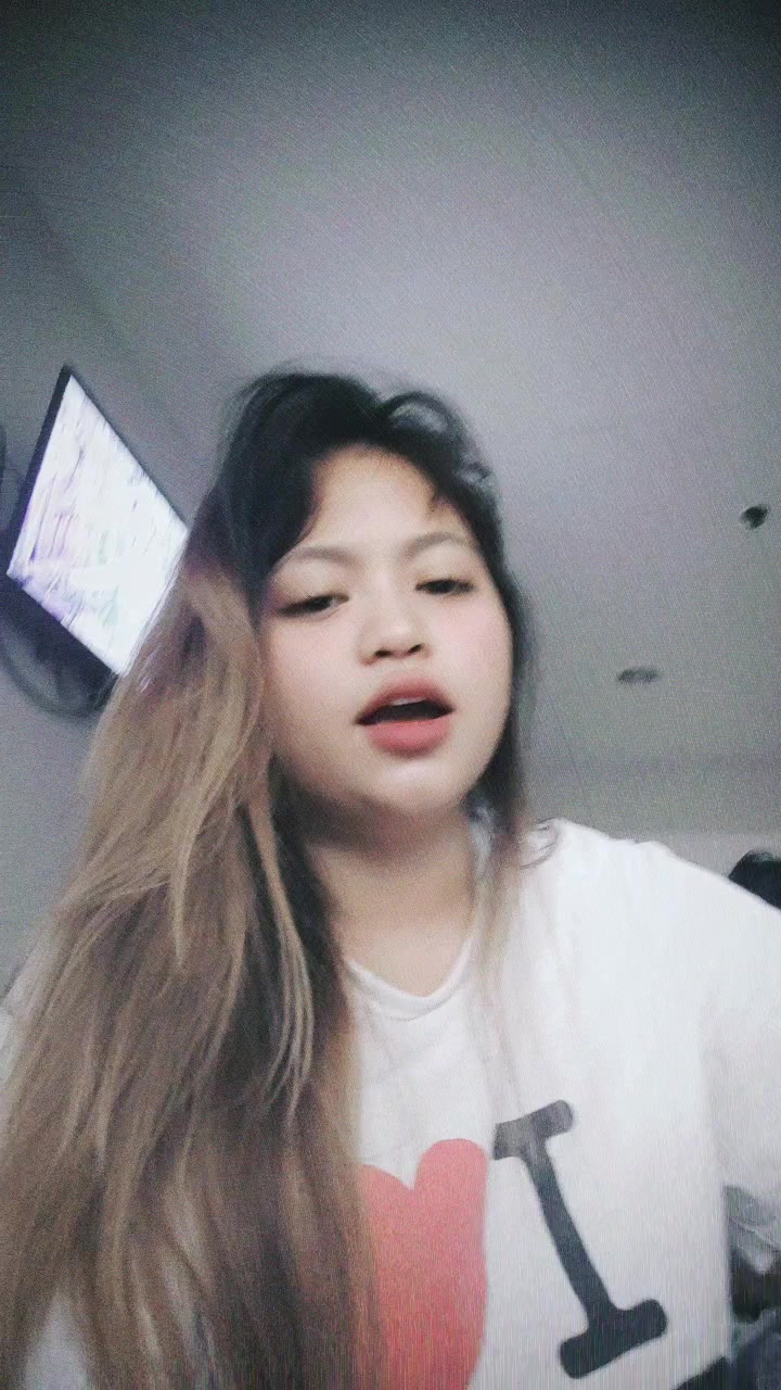 @🦋