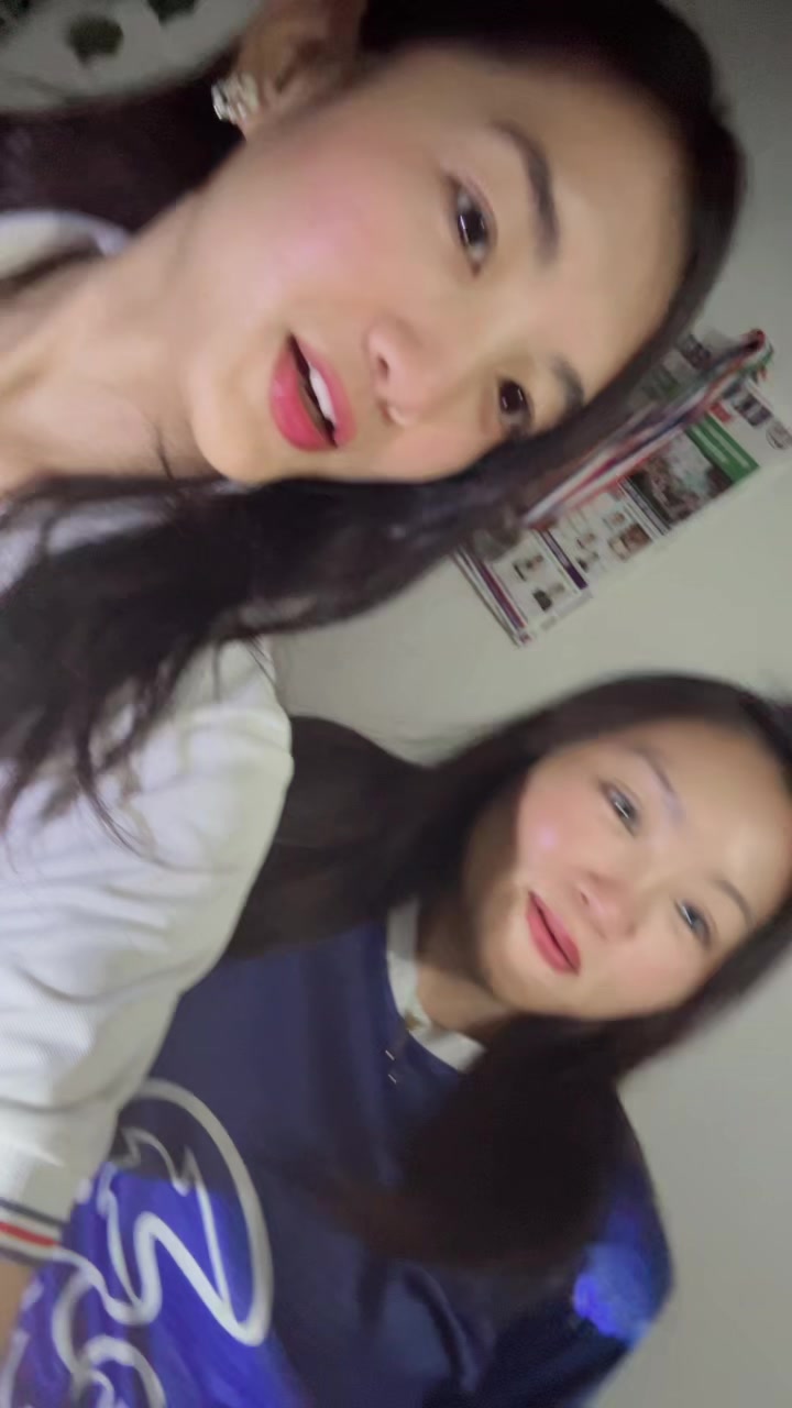 @👩🏻&zwj;🦰👩🏻&zwj;🦰👩🏻&zwj;🦰👩🏻&zwj;🦰