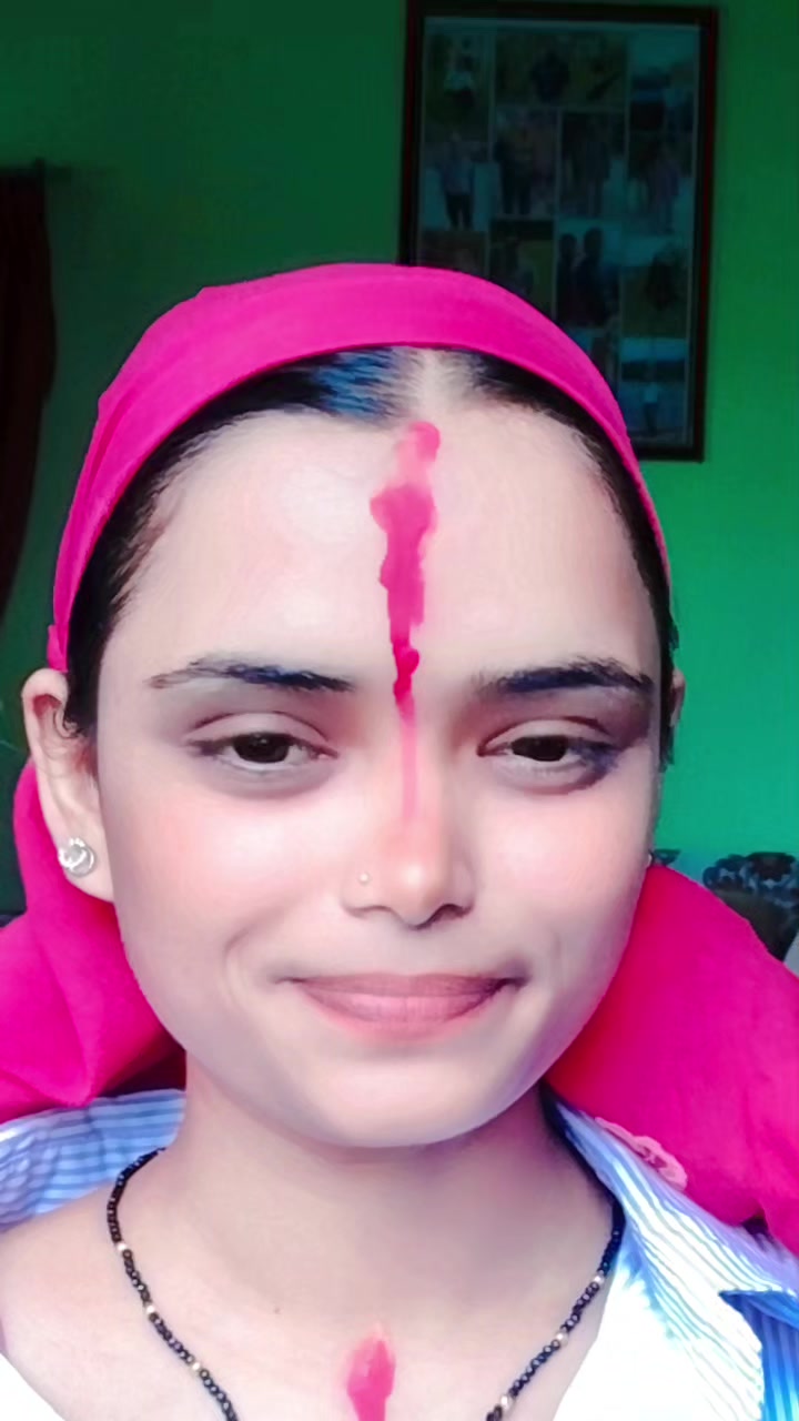 @LaX__मी 💰👀