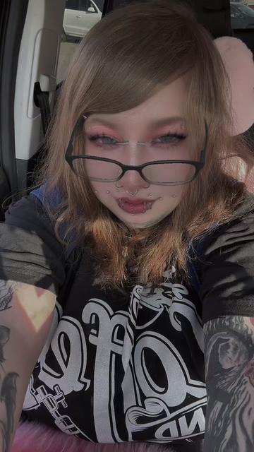 @Emi
