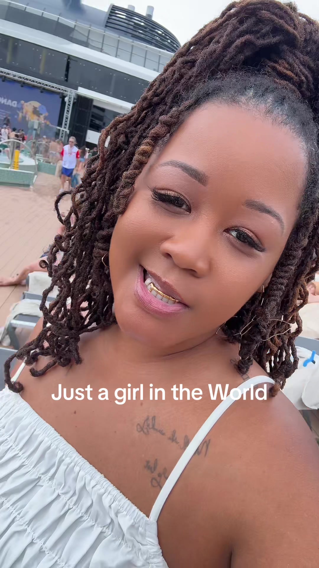 @shica renae