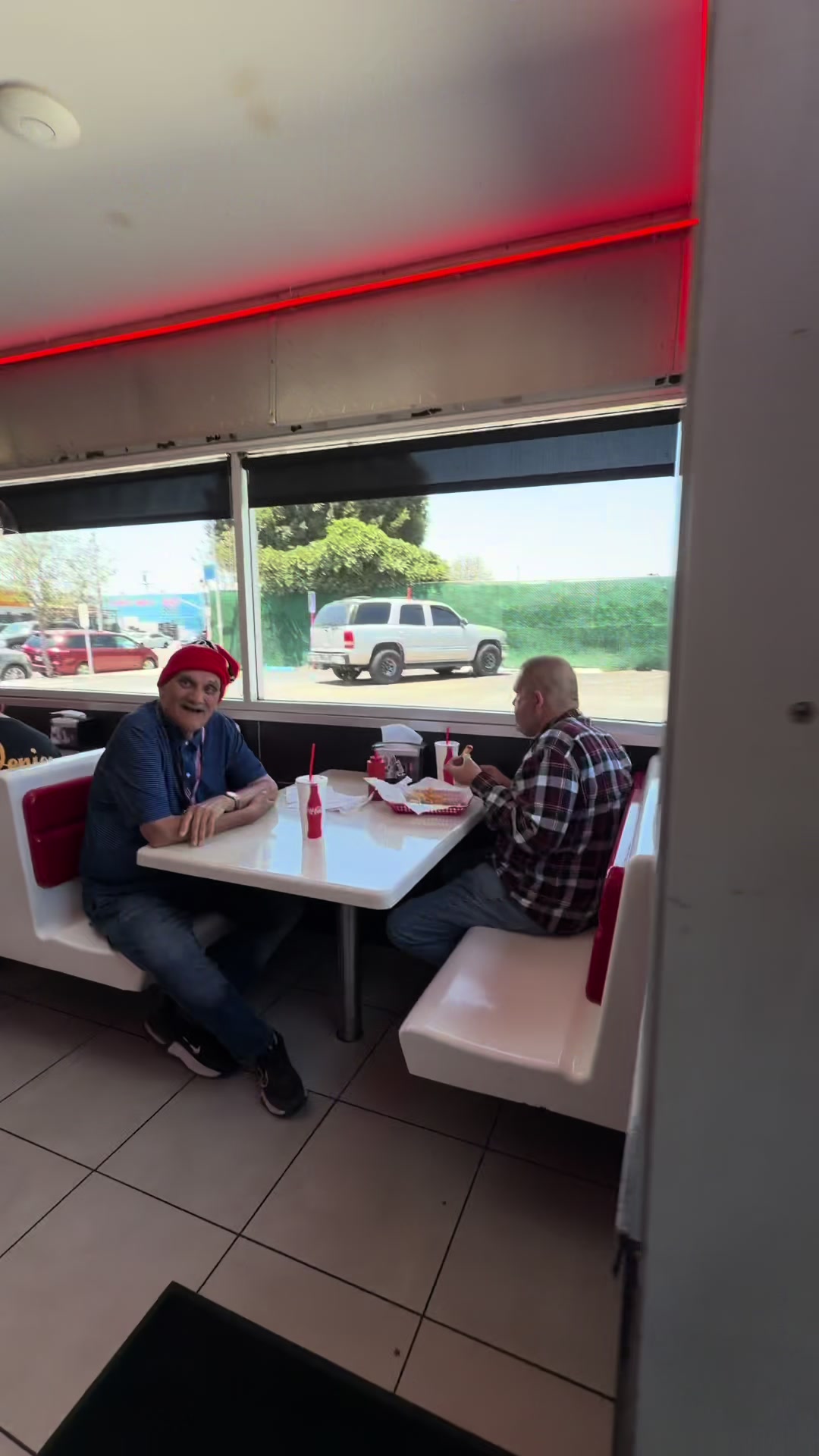 @Alexs burgers