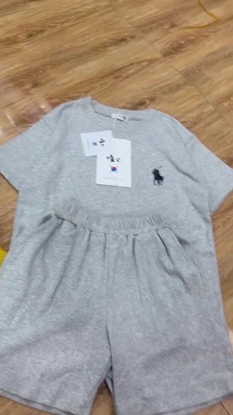 @Tạp Ho&aacute; Mới Mở Nhi