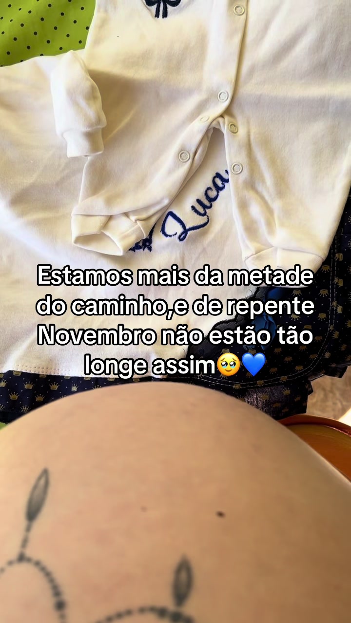 @Anna Karoline
