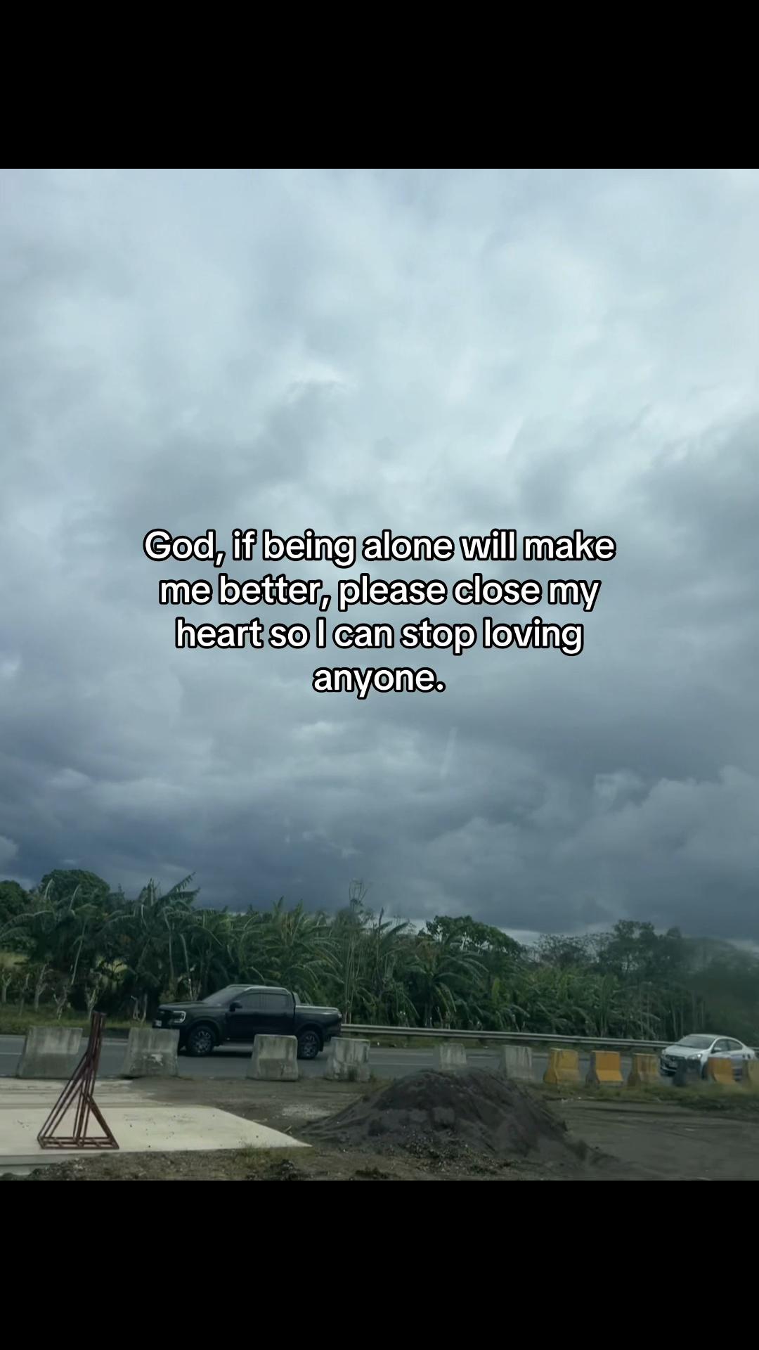 @⚜️