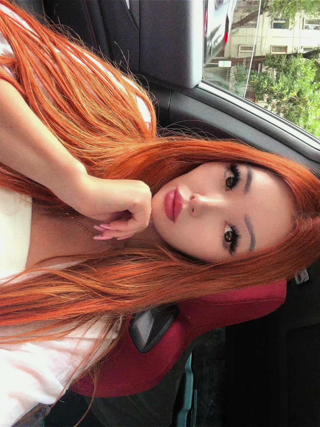 @Альбина 🐣