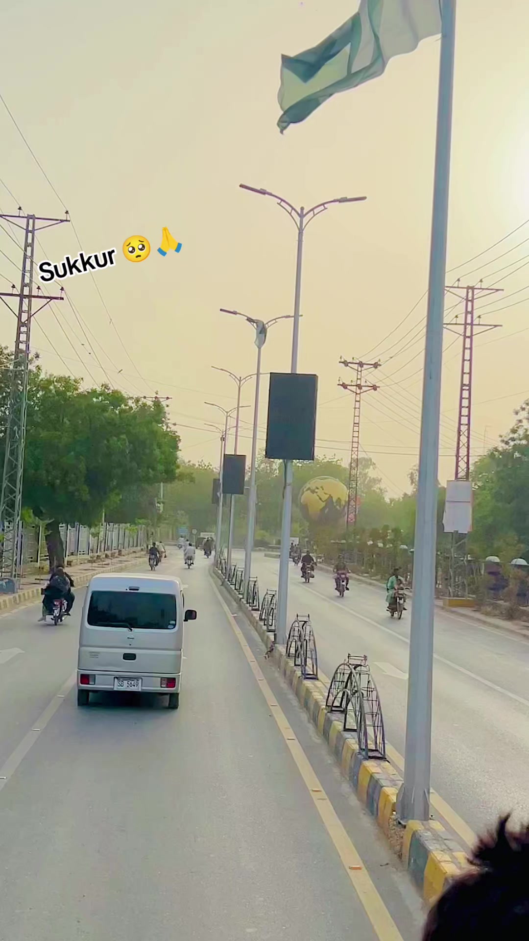@Sukkur Queen 😘👸