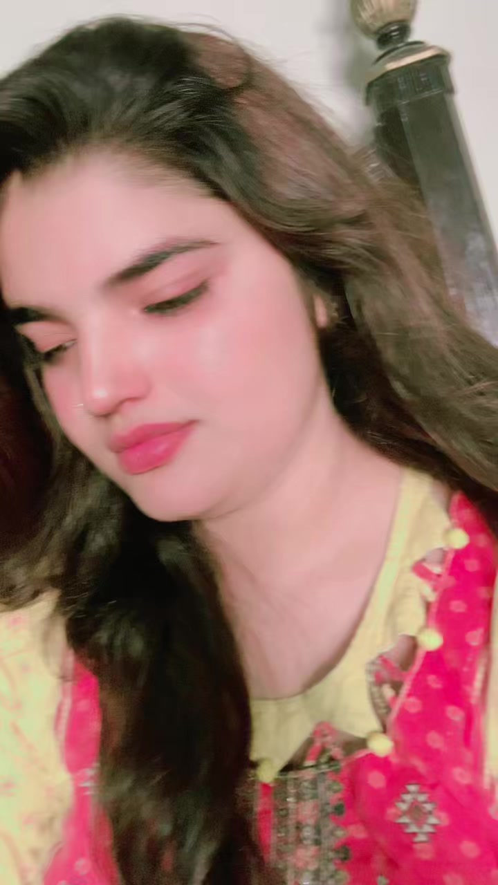 @👸🌸Amna Malik sab g🌸