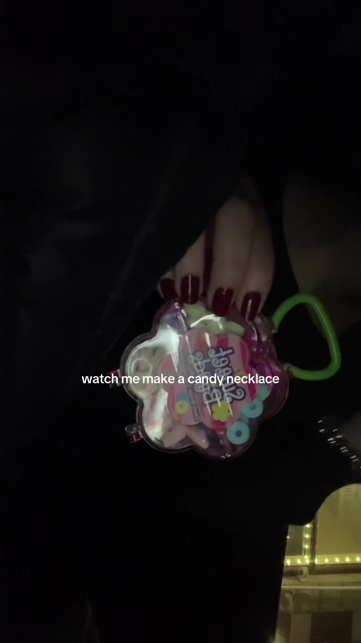 @lunah.jw