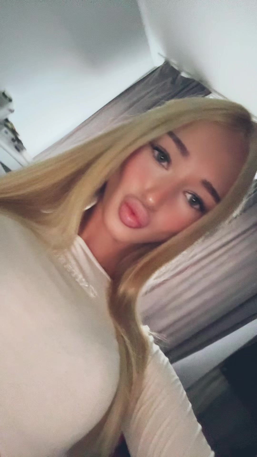 @dixxleee