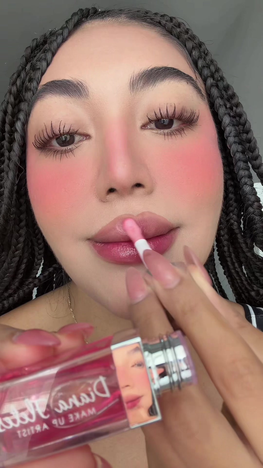 @Diana Fletes Cosmetics