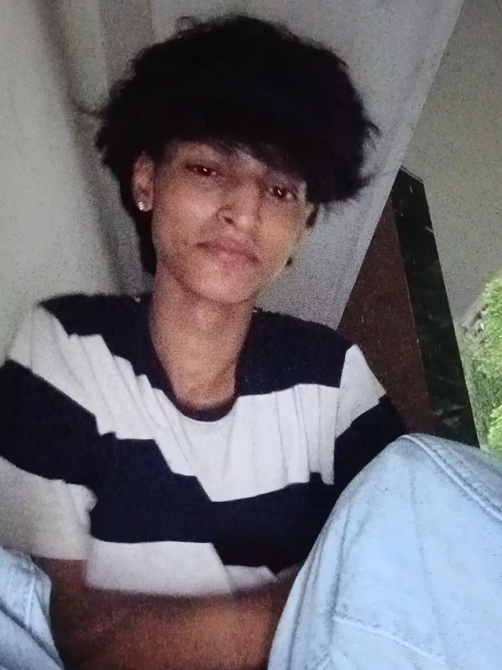 @✅ 𝗠𝗿 𝗔𝗯𝗵𝗶𝘀𝗵𝗲𝗸