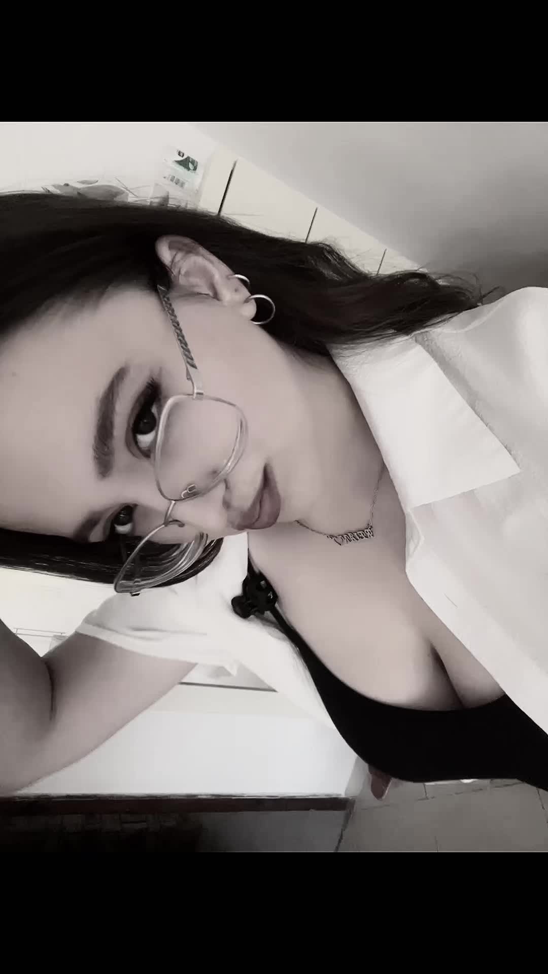 @Xh’’