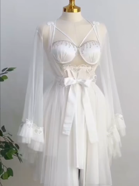 @Bra & Undergarments