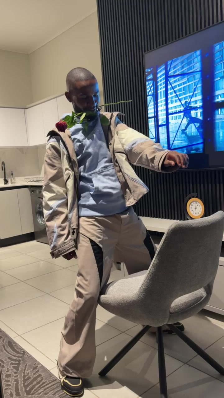 @K.N