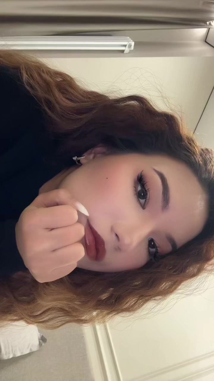 @Aru
