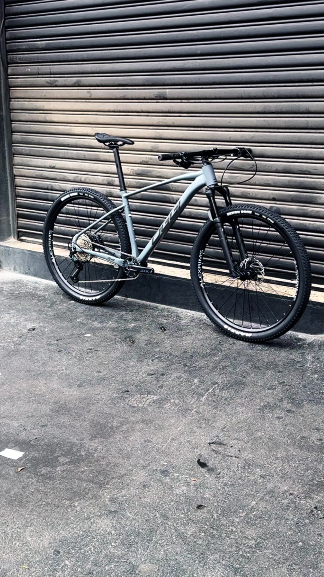 @scattbikes
