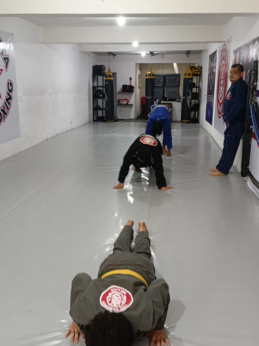 @ZavaletaKickboxing_mma