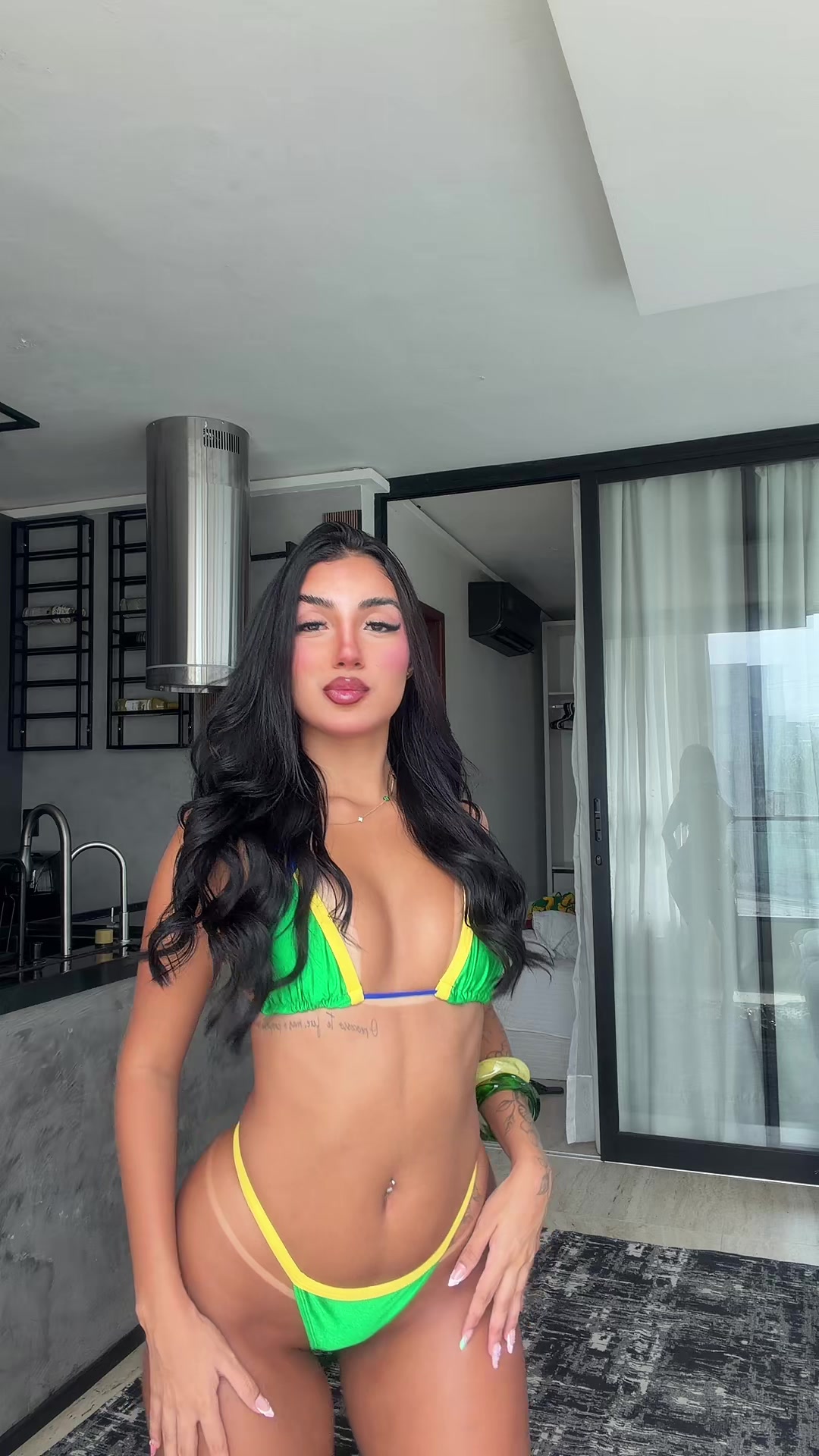 @EMILLY VAZ🧜🏽♀️