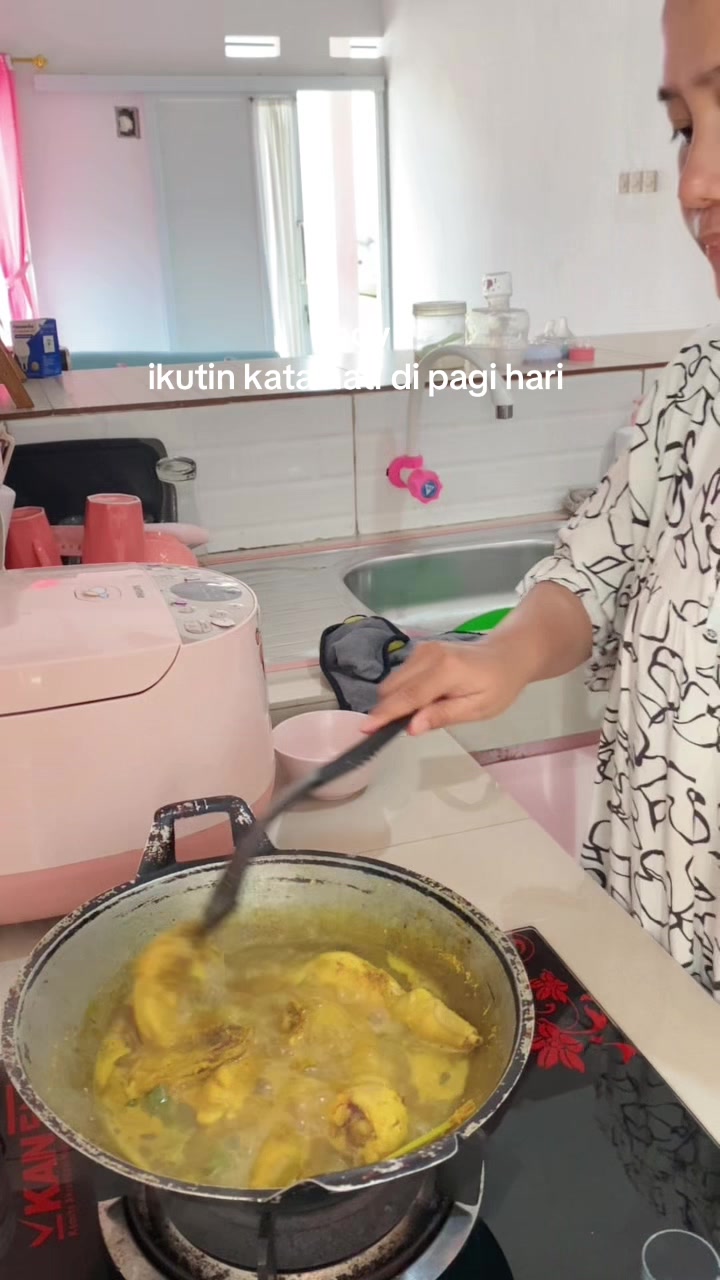 @just_aya