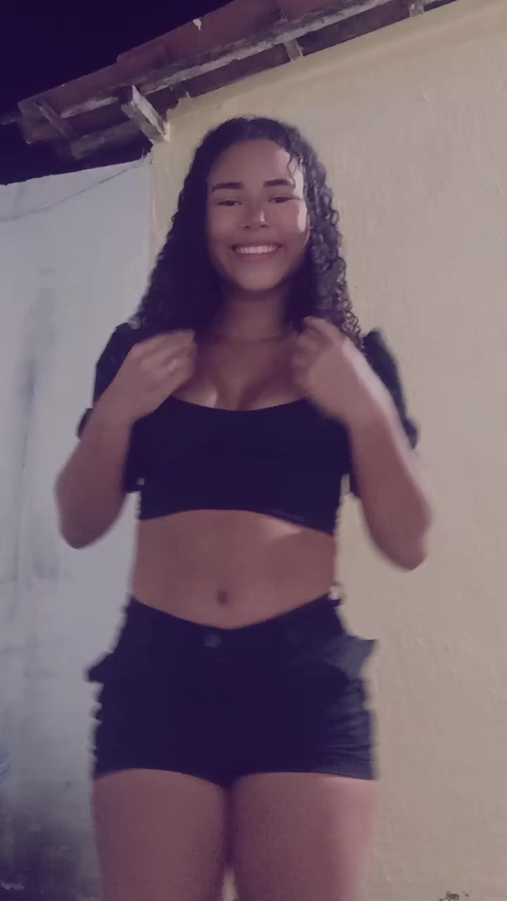 @aninhaa