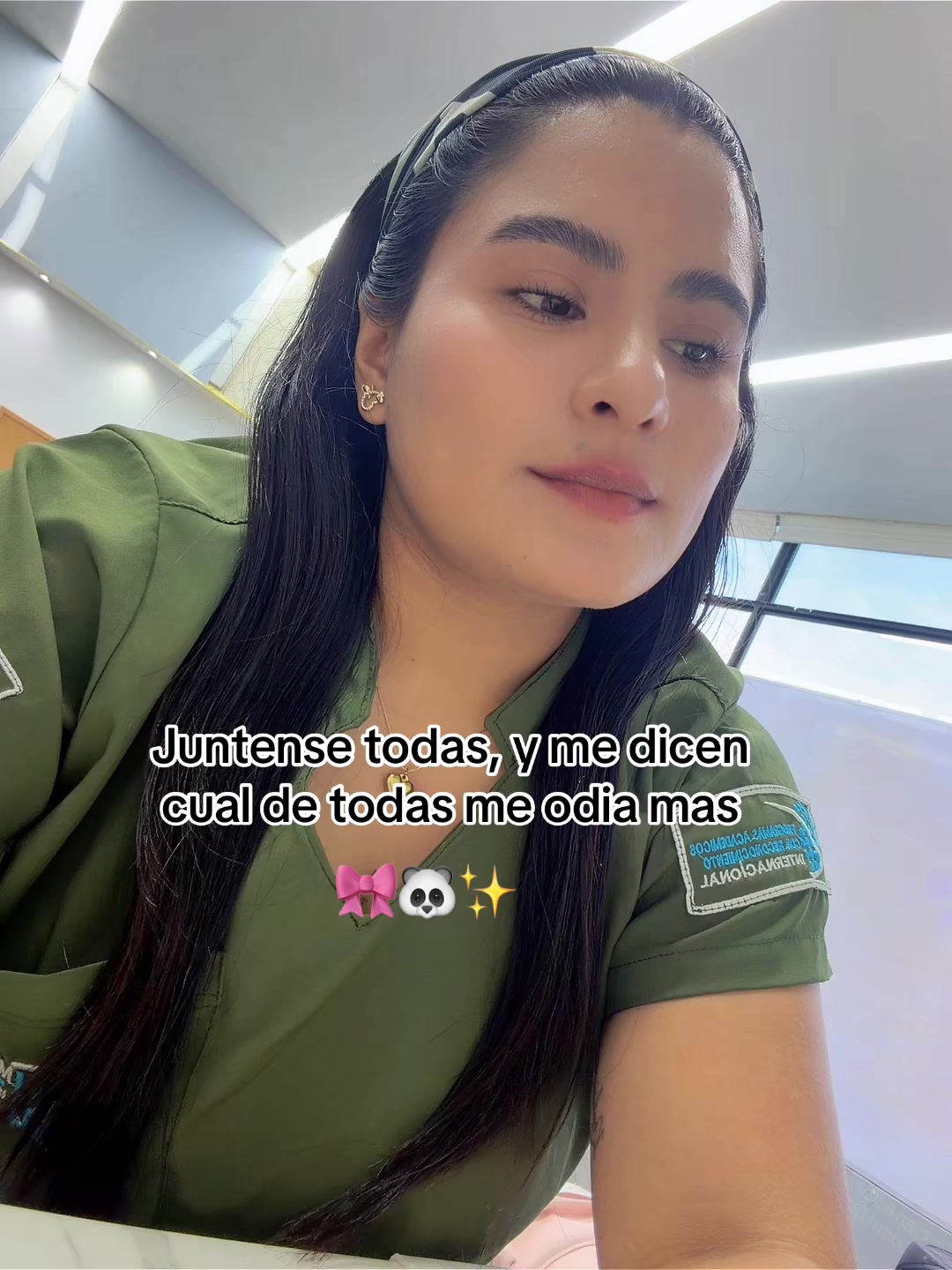 @🐼
