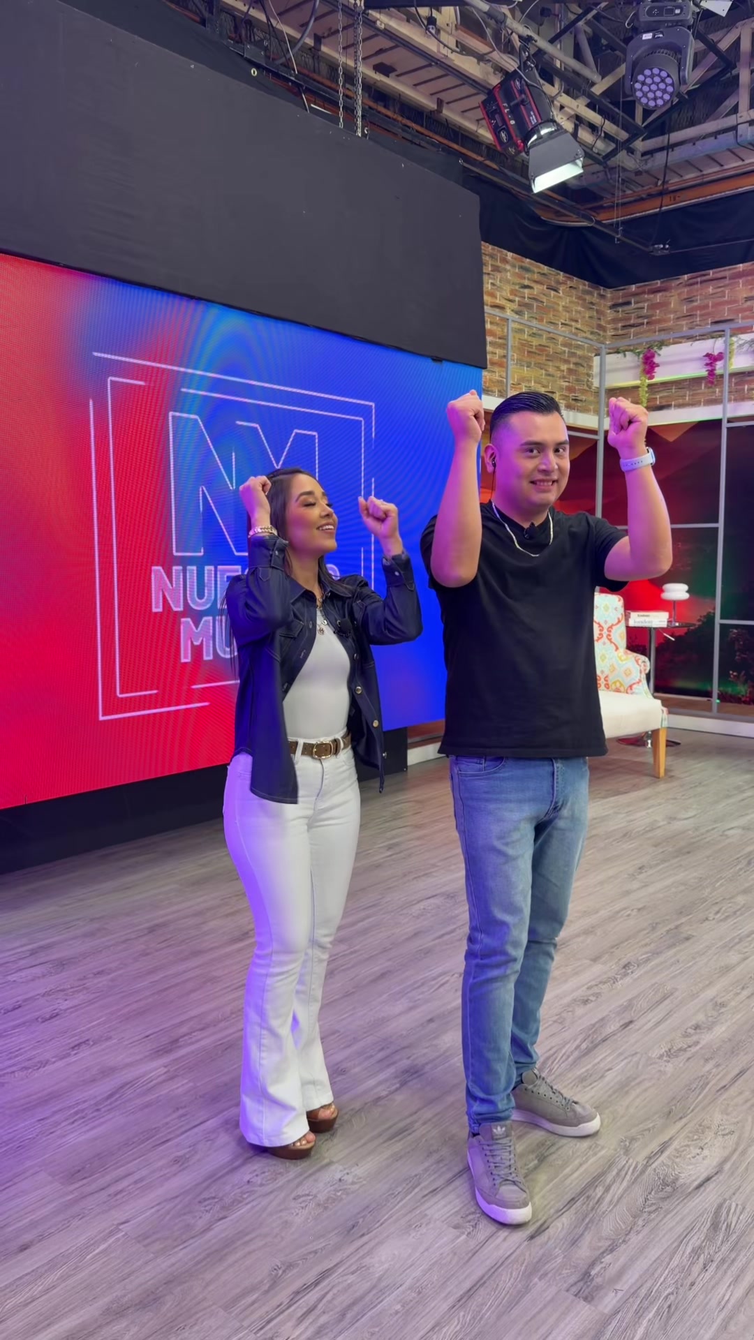 @NuestroMundo7