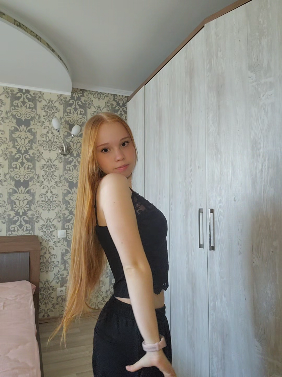 @анютка