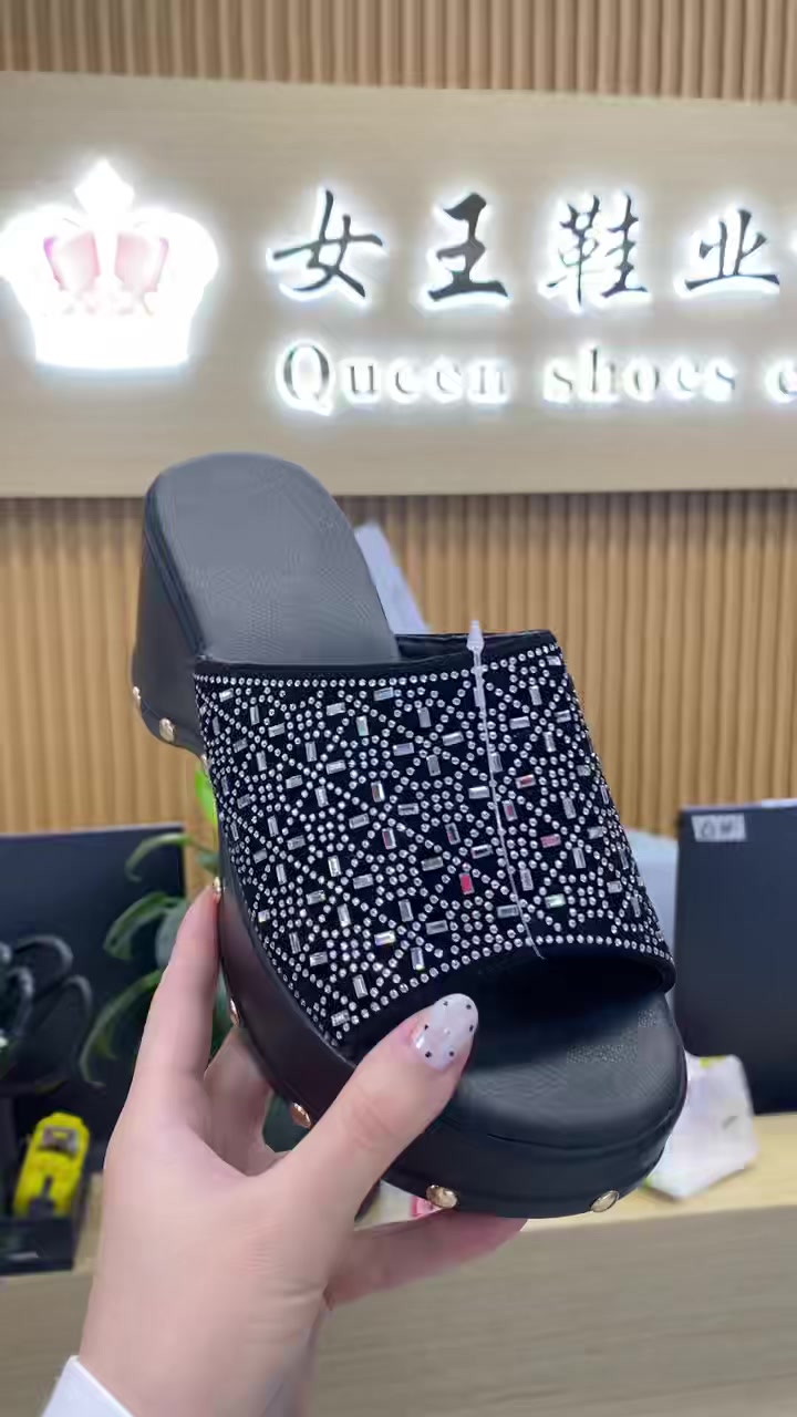 @Queen Shoes Factory China