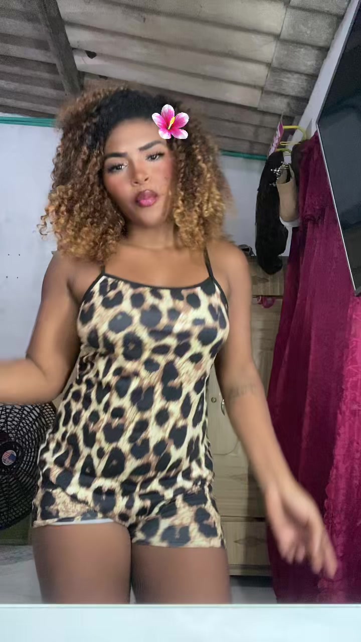@𝓛𝓪 𝓟𝓻𝓲𝓷𝓬𝓮👑