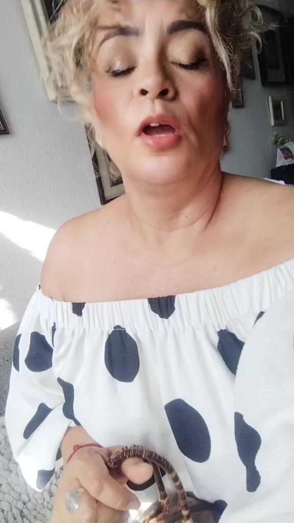 @ELI_FLO2000