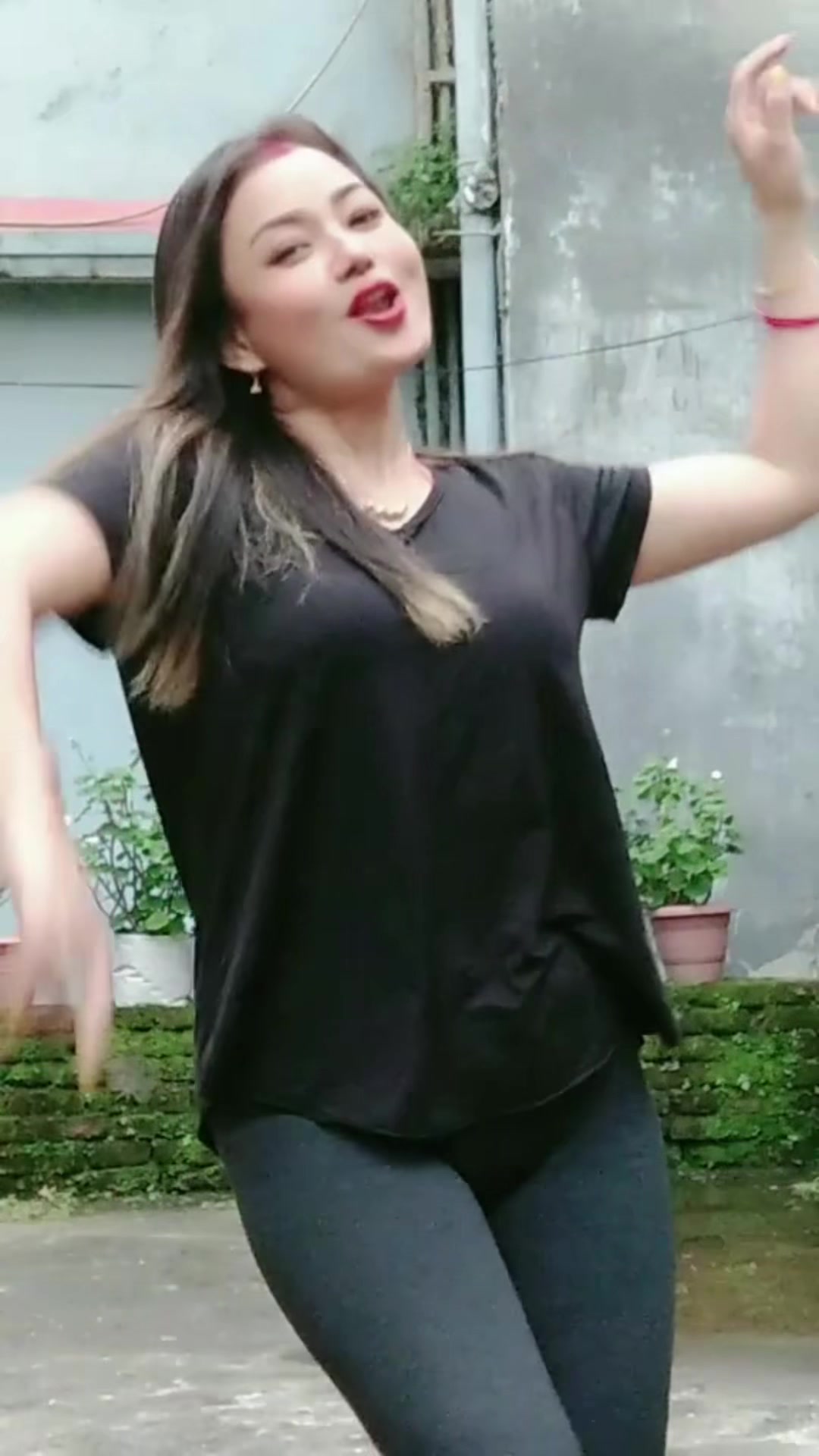 @🧿👑SHANKHUUमहारानी👑🧿