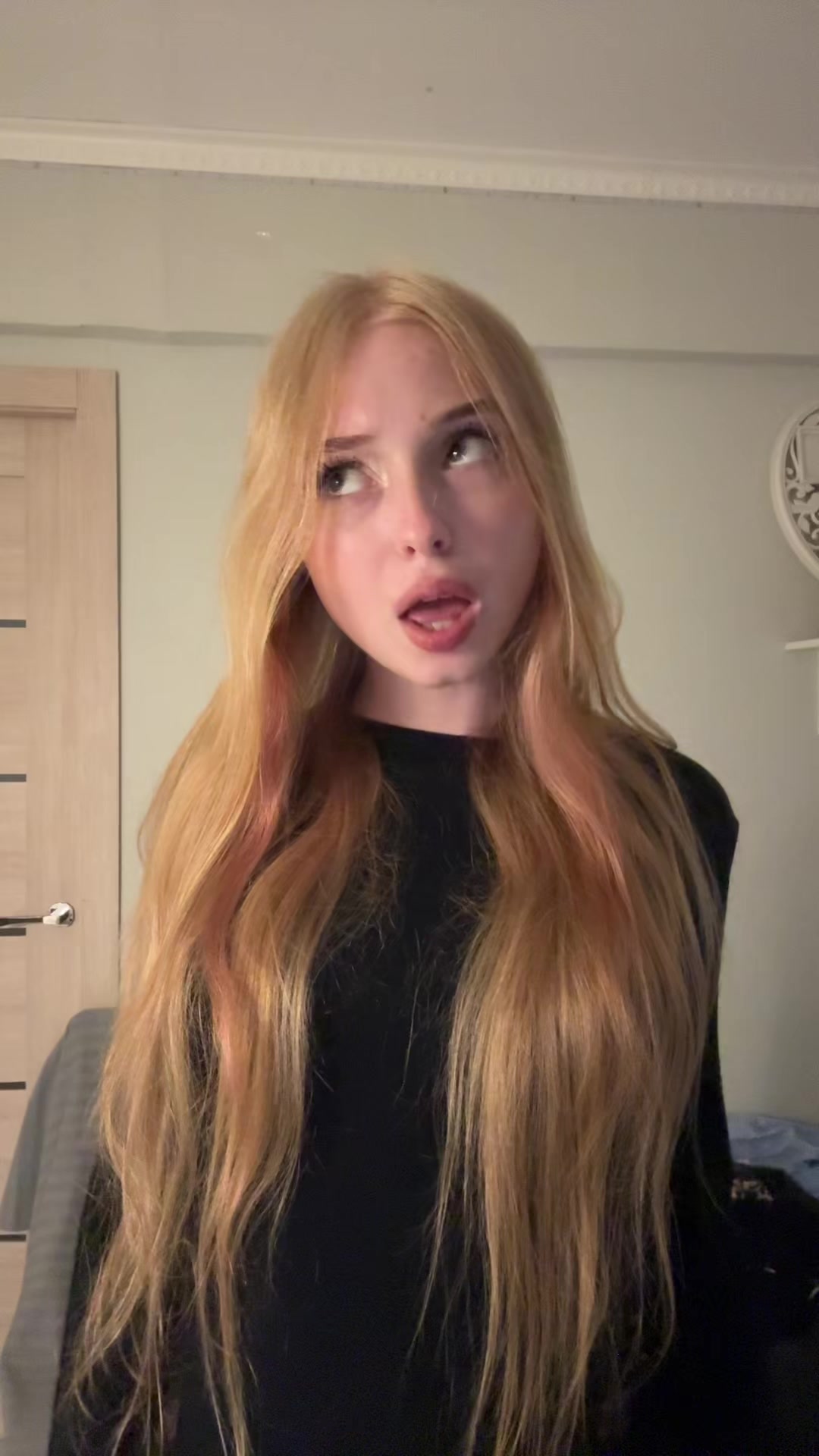 @викусик🌷